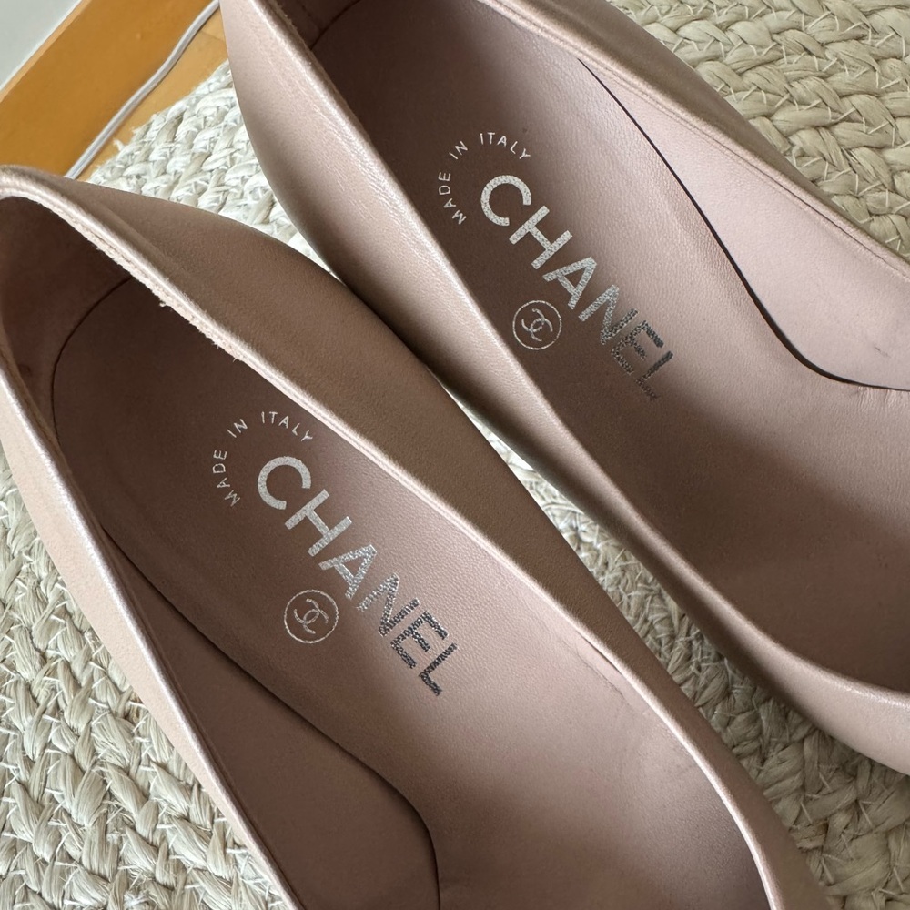 Chanel - Picture 6 of 13